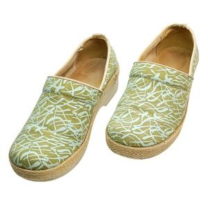 Dansko Victoria Green Botanical Canvas Fabric Clogs Slip Resistant Size 40 US 9‎